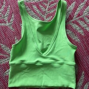 Lululemon power pivot tank